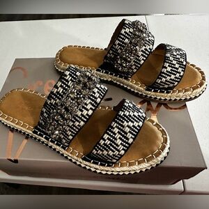 Crown Vintage Black and Cream Beaded Sandals